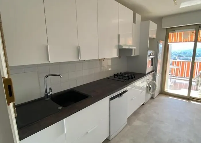 Luxury Vintage Rooftop Apartment